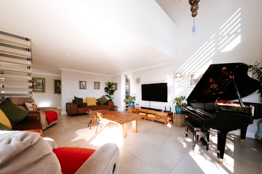3 Bedroom Property for Sale in Welgelegen Western Cape